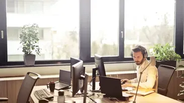 comunicación con el cliente